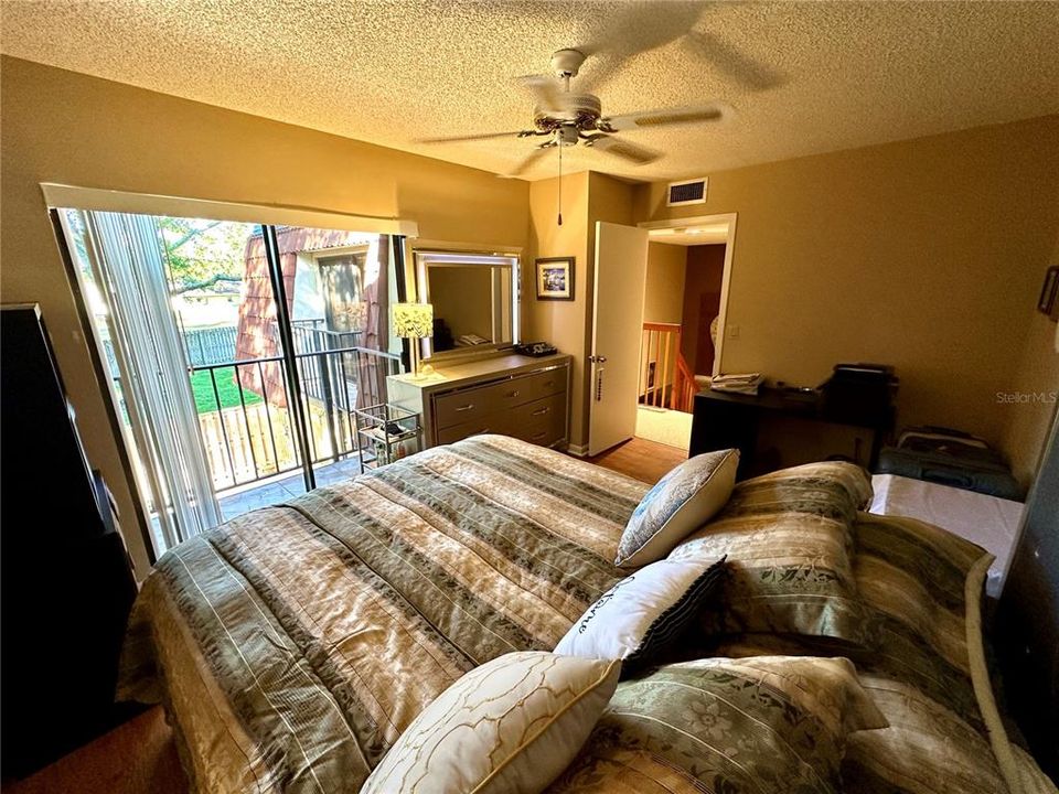 На продажу: $254,000 (2 спален, 2 ванн, 1344 Квадратных фут)