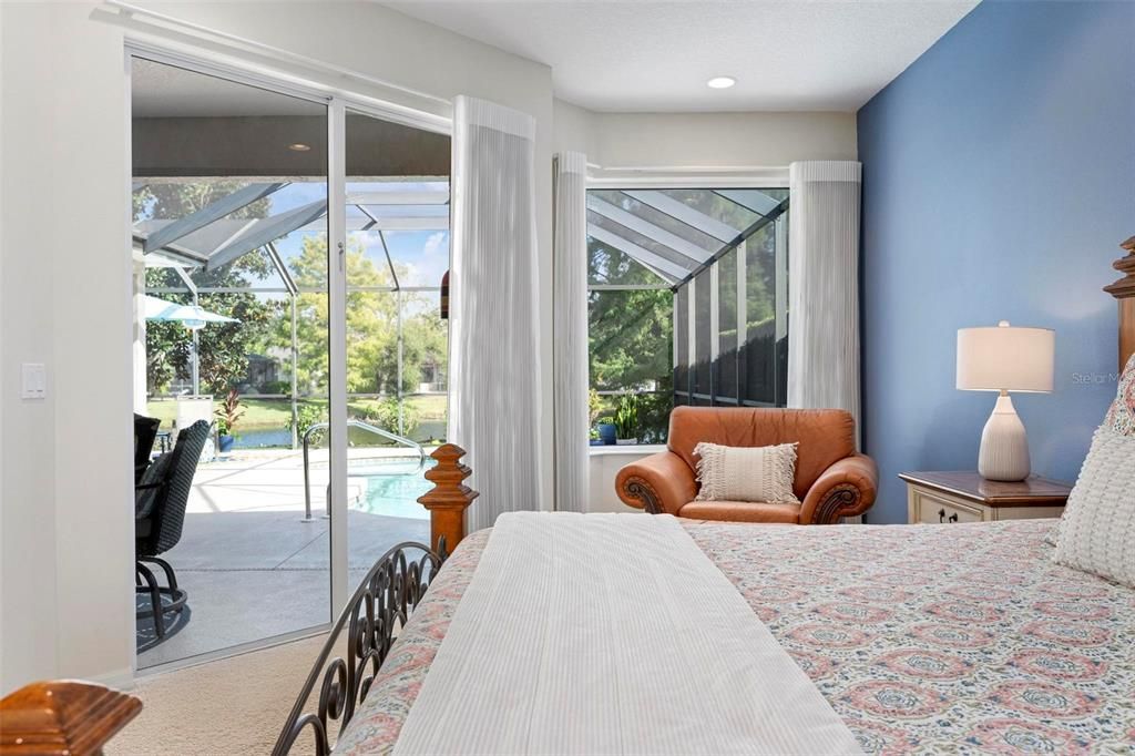 Под контрактом: $639,900 (4 спален, 3 ванн, 2401 Квадратных фут)