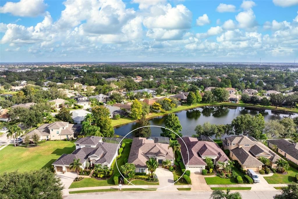 Под контрактом: $639,900 (4 спален, 3 ванн, 2401 Квадратных фут)