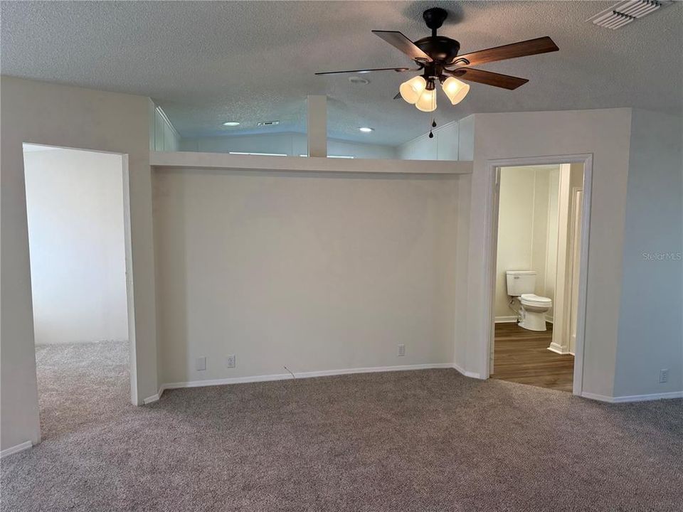 En Venta: $269,000 (3 camas, 2 baños, 1836 Pies cuadrados)