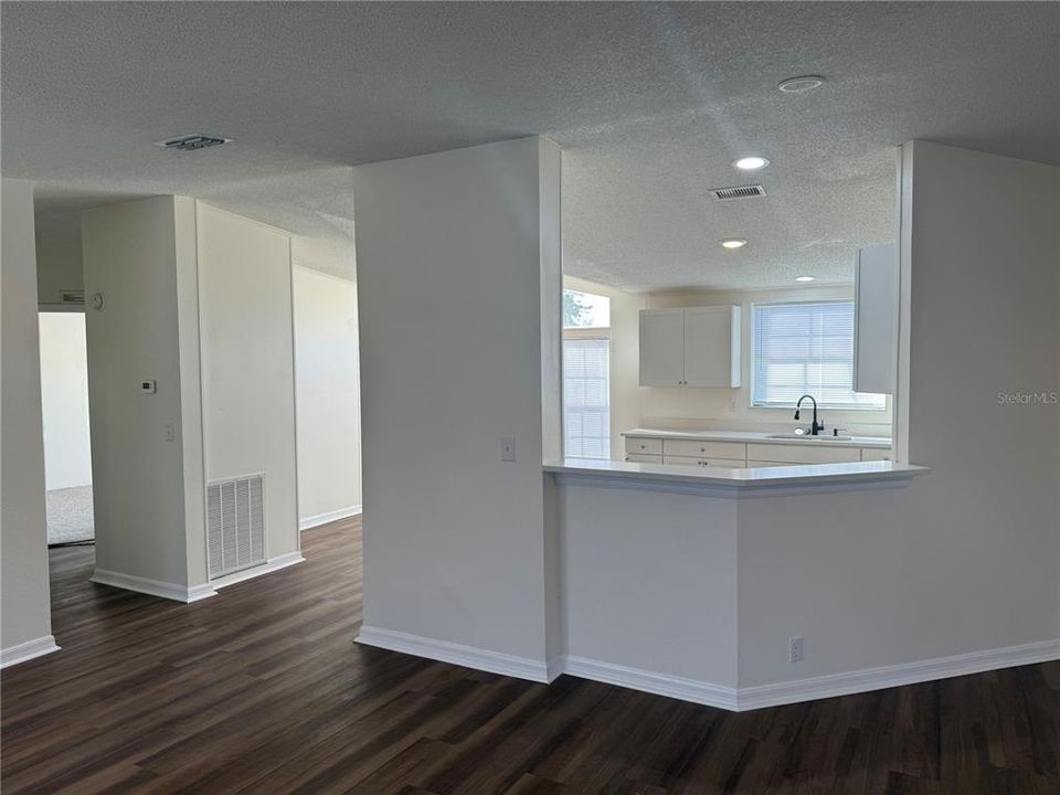 En Venta: $269,000 (3 camas, 2 baños, 1836 Pies cuadrados)