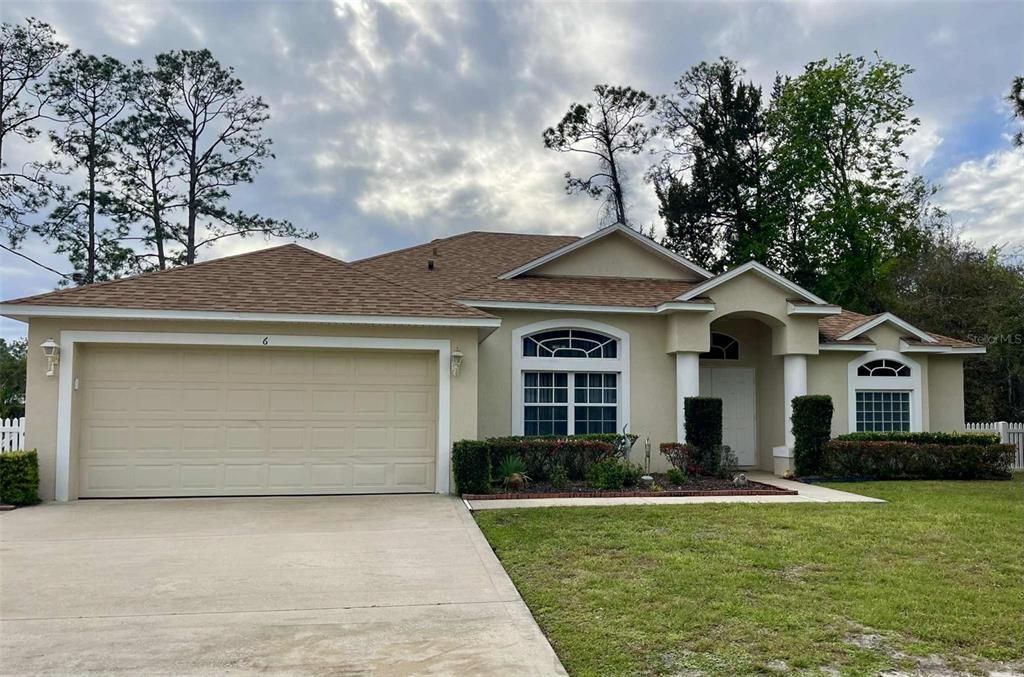 En Renta: $900 (2 camas, 2 baños, 2113 Pies cuadrados)