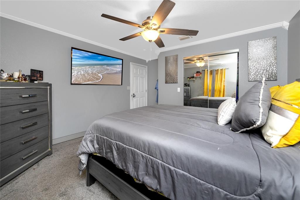 En Venta: $499,000 (4 camas, 2 baños, 2513 Pies cuadrados)