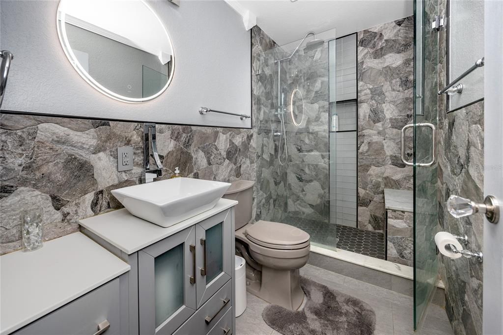 En Venta: $499,000 (4 camas, 2 baños, 2513 Pies cuadrados)