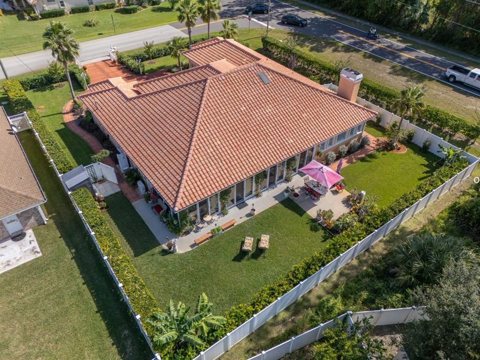 Под контрактом: $574,500 (3 спален, 3 ванн, 3380 Квадратных фут)