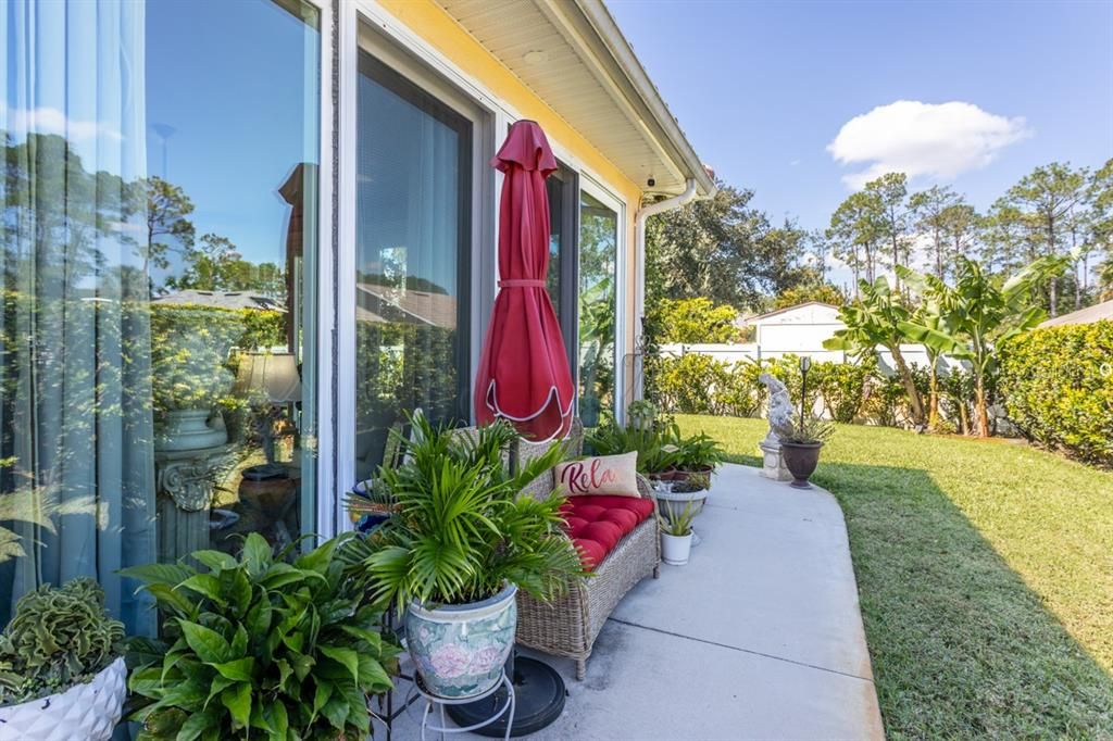 Под контрактом: $574,500 (3 спален, 3 ванн, 3380 Квадратных фут)