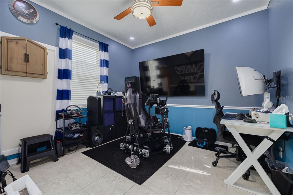 合同活跃: $584,900 (5 贝兹, 4 浴室, 3505 平方英尺)