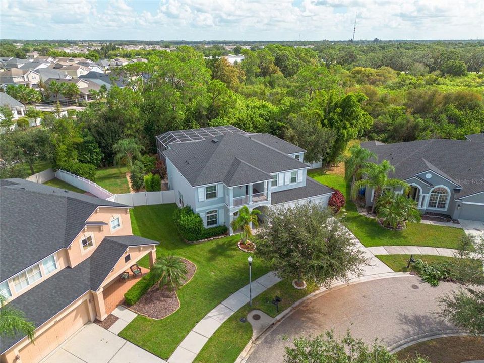 合同活跃: $584,900 (5 贝兹, 4 浴室, 3505 平方英尺)