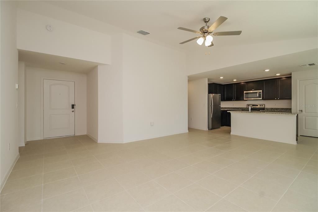 En Renta: $1,880 (3 camas, 2 baños, 1673 Pies cuadrados)