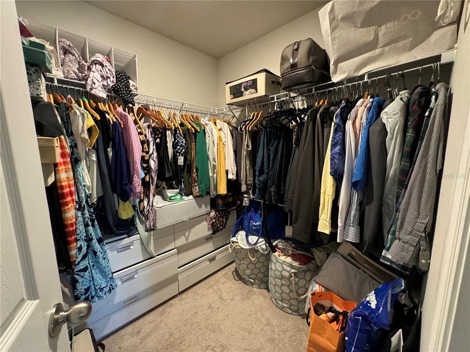 En Venta: $369,900 (3 camas, 2 baños, 1557 Pies cuadrados)