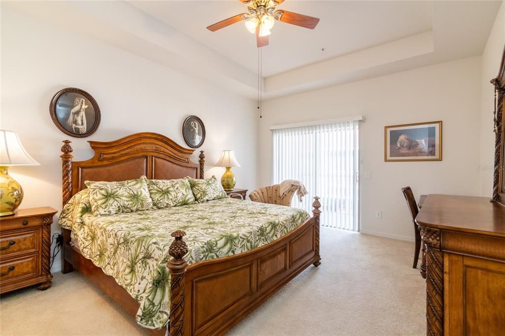 En Venta: $250,000 (2 camas, 2 baños, 1588 Pies cuadrados)