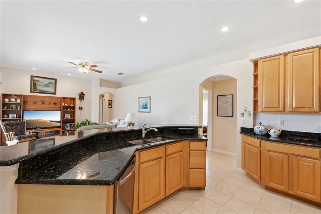 Active With Contract: $600,000 (4 beds, 3 baths, 2430 Square Feet)