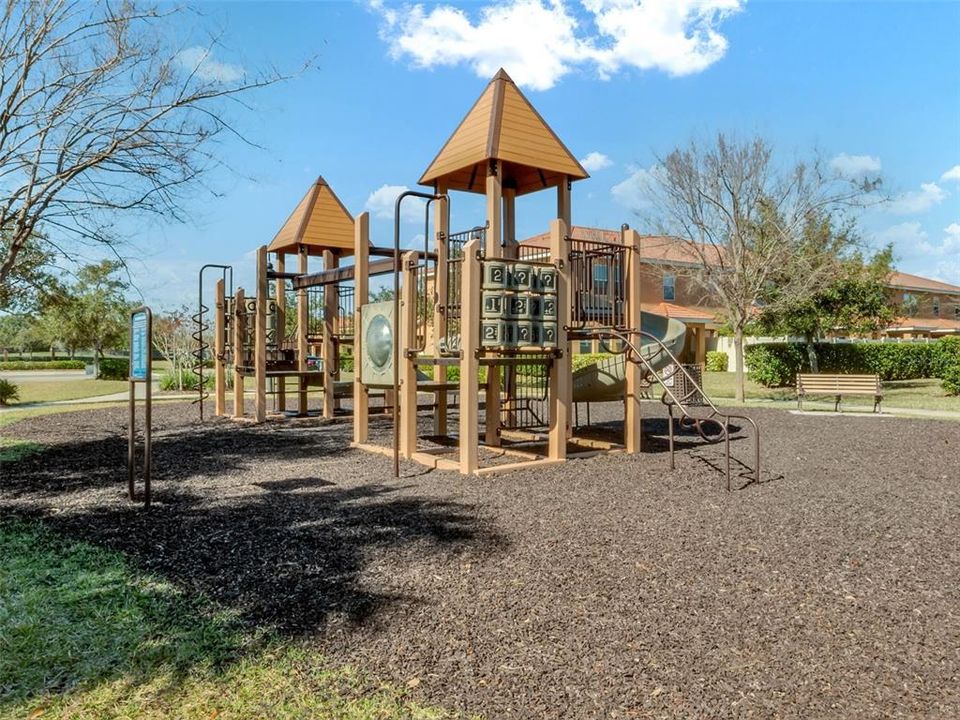 Active With Contract: $600,000 (4 beds, 3 baths, 2430 Square Feet)