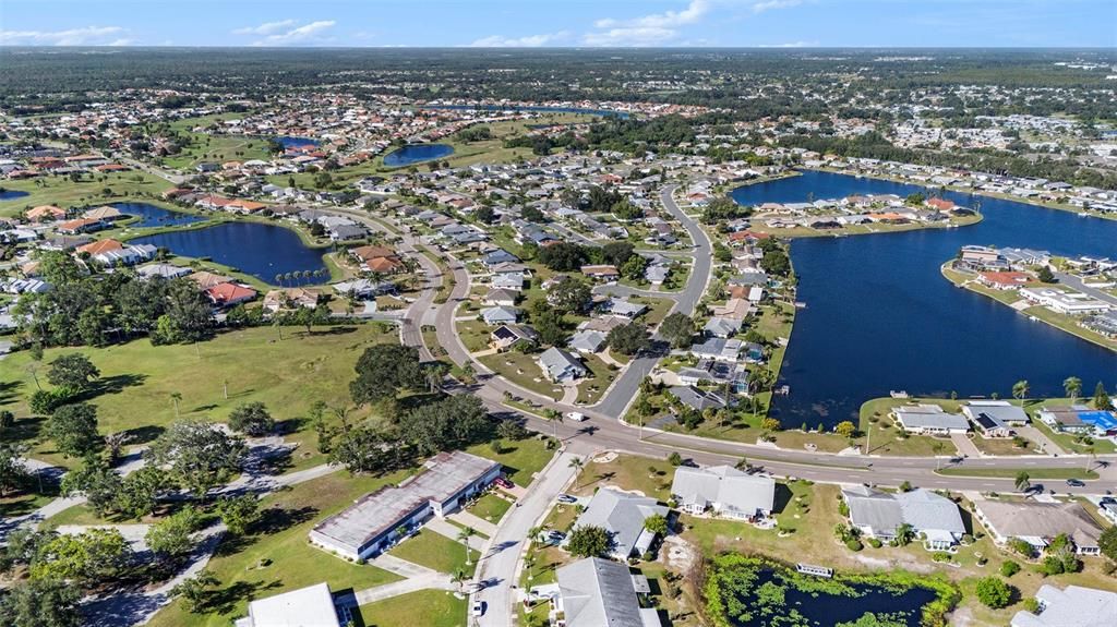 На продажу: $184,990 (2 спален, 2 ванн, 1516 Квадратных фут)