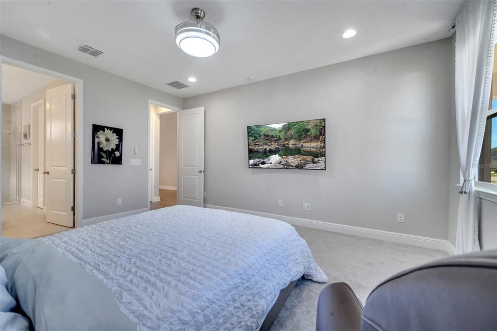 На продажу: $709,900 (4 спален, 3 ванн, 2843 Квадратных фут)