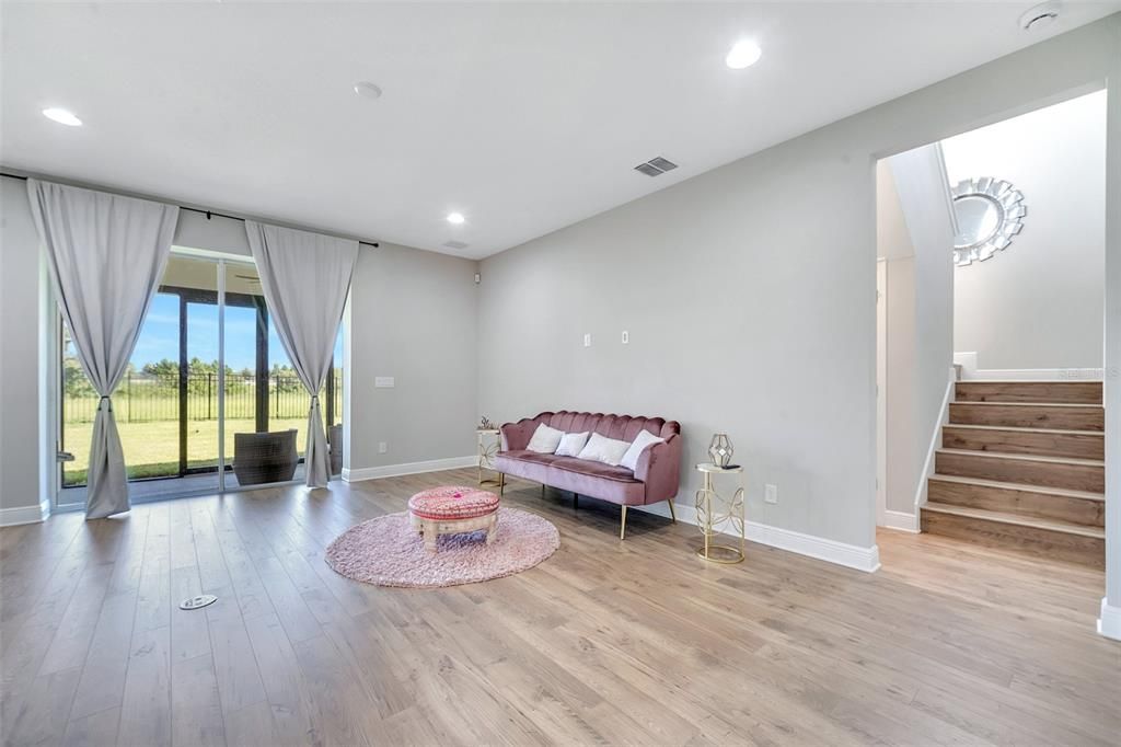 На продажу: $709,900 (4 спален, 3 ванн, 2843 Квадратных фут)