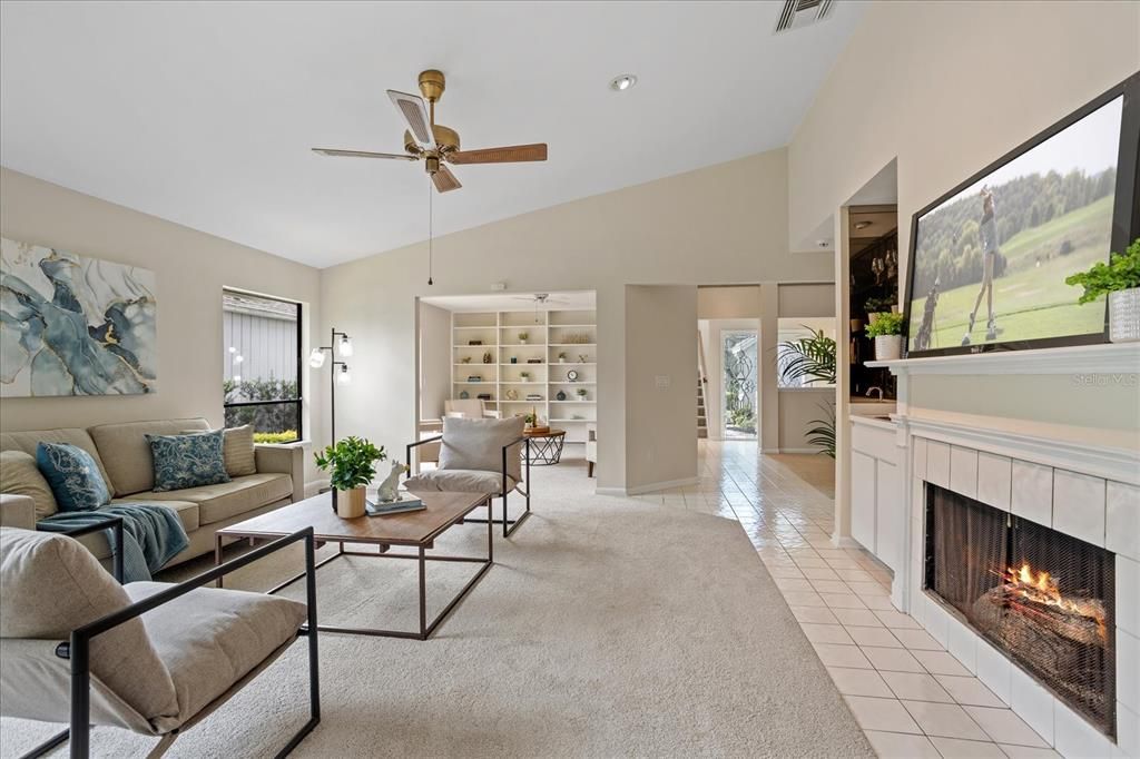 Activo con contrato: $449,000 (4 camas, 3 baños, 2436 Pies cuadrados)