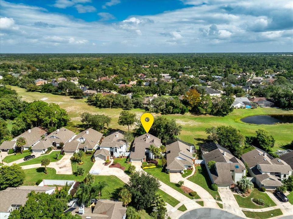 Activo con contrato: $449,000 (4 camas, 3 baños, 2436 Pies cuadrados)