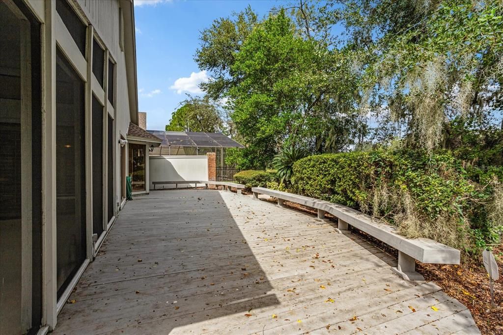 Activo con contrato: $449,000 (4 camas, 3 baños, 2436 Pies cuadrados)