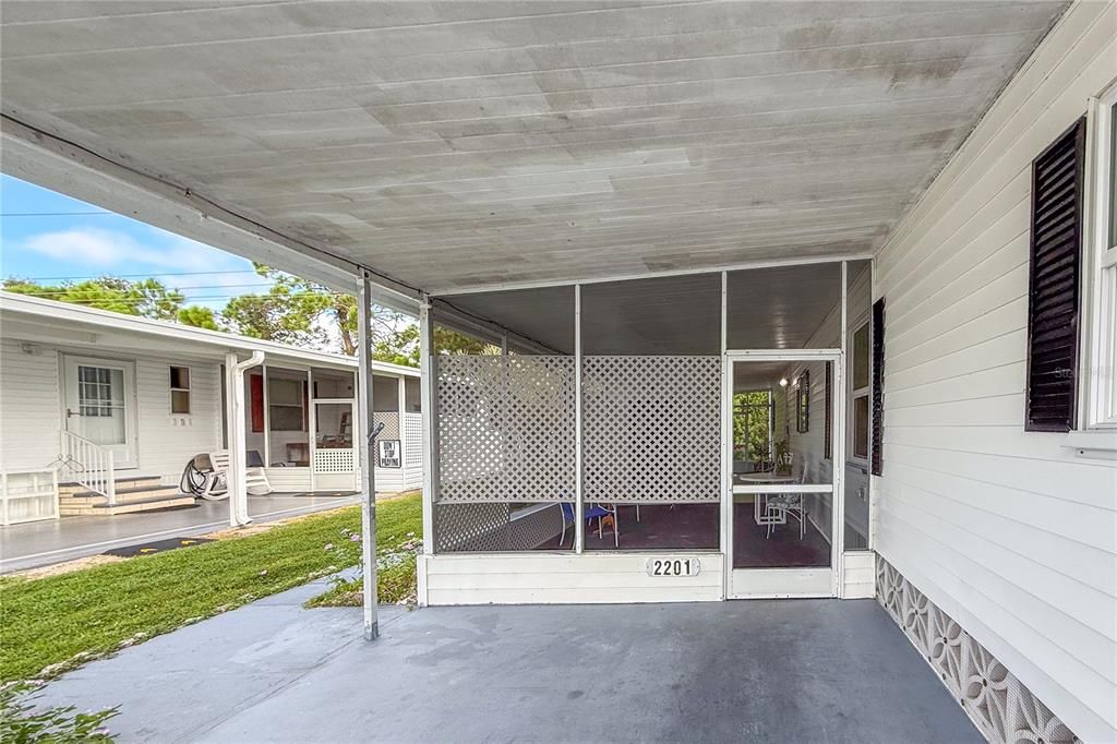 Active With Contract: $110,000 (2 beds, 1 baths, 672 Square Feet)