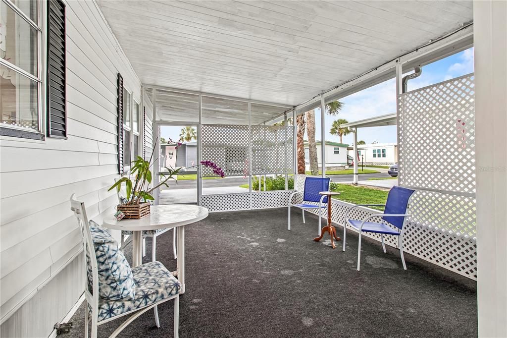 Active With Contract: $110,000 (2 beds, 1 baths, 672 Square Feet)