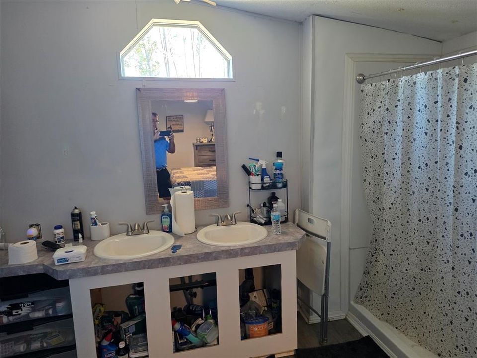 For Sale: $179,000 (3 beds, 2 baths, 1152 Square Feet)