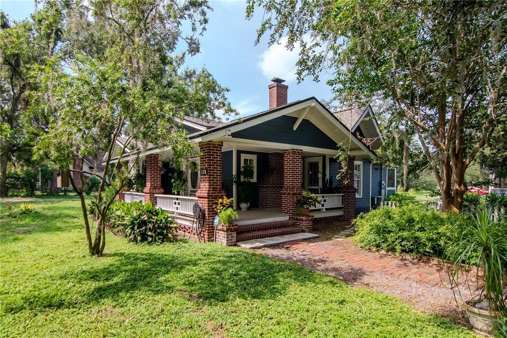 待售: $450,000 (3 贝兹, 0 浴室, 2146 平方英尺)