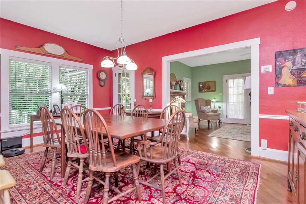 待售: $450,000 (3 贝兹, 0 浴室, 2146 平方英尺)