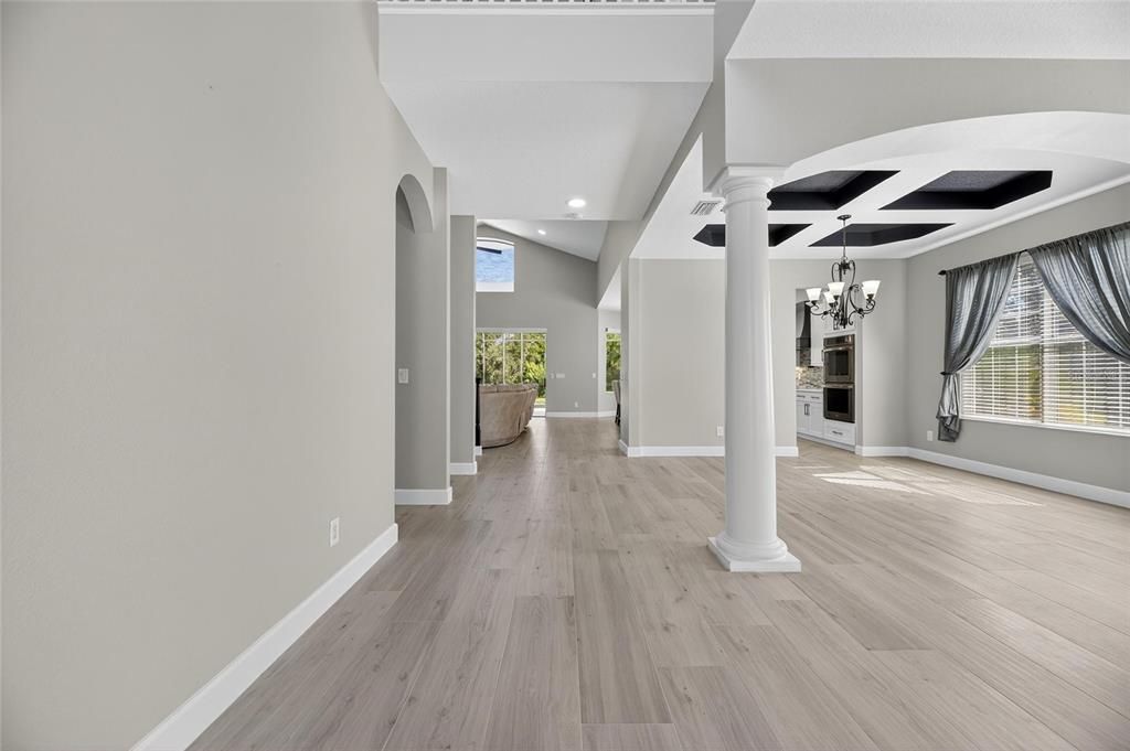 En Venta: $899,900 (4 camas, 3 baños, 3377 Pies cuadrados)