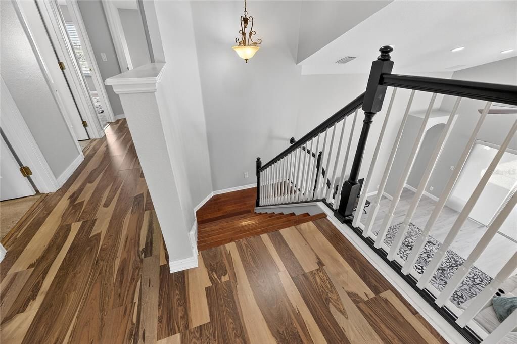 En Venta: $899,900 (4 camas, 3 baños, 3377 Pies cuadrados)