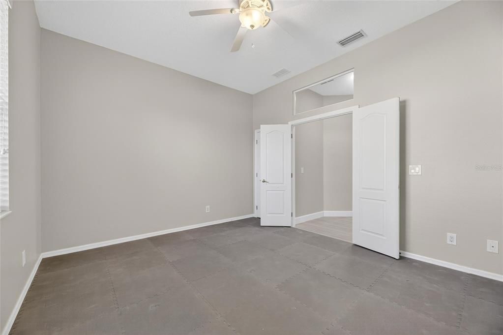 En Venta: $899,900 (4 camas, 3 baños, 3377 Pies cuadrados)