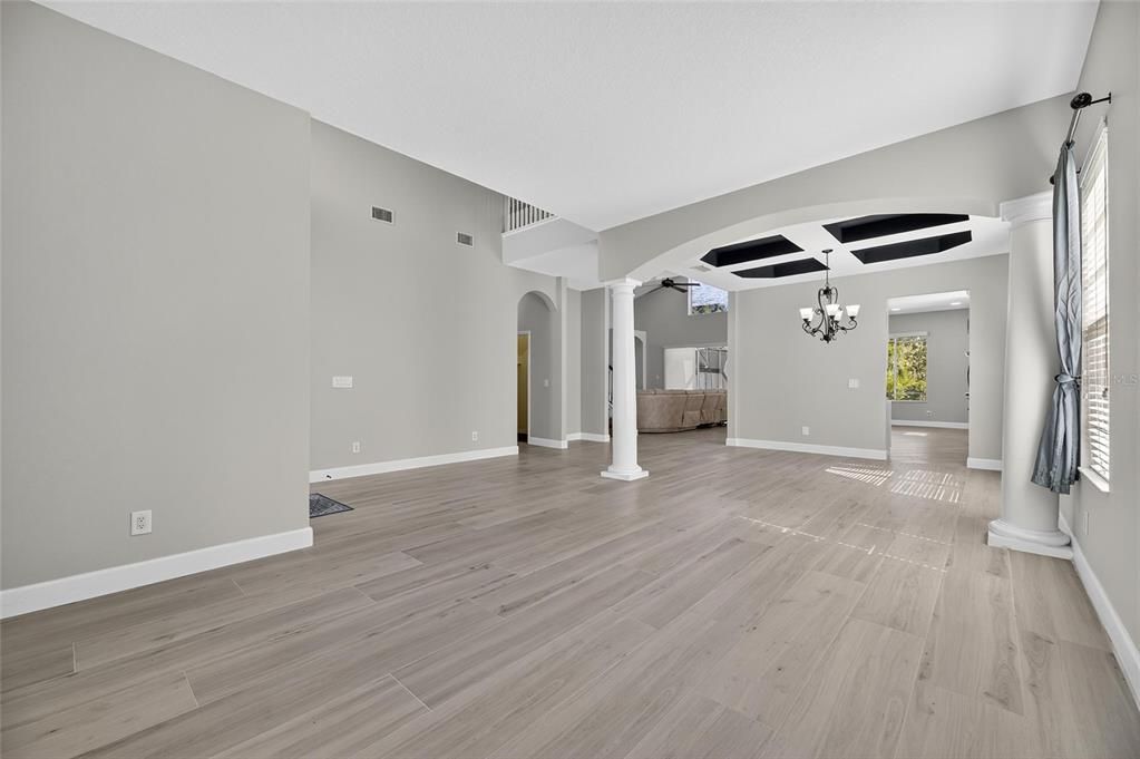 En Venta: $899,900 (4 camas, 3 baños, 3377 Pies cuadrados)