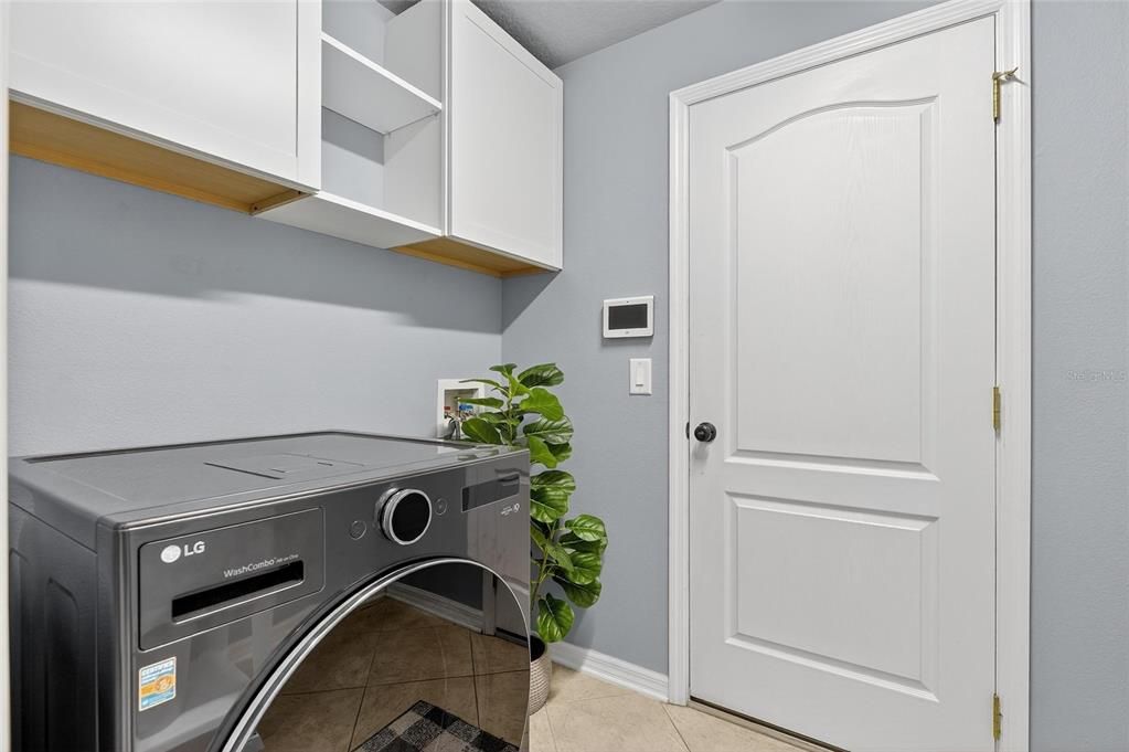 En Venta: $899,900 (4 camas, 3 baños, 3377 Pies cuadrados)