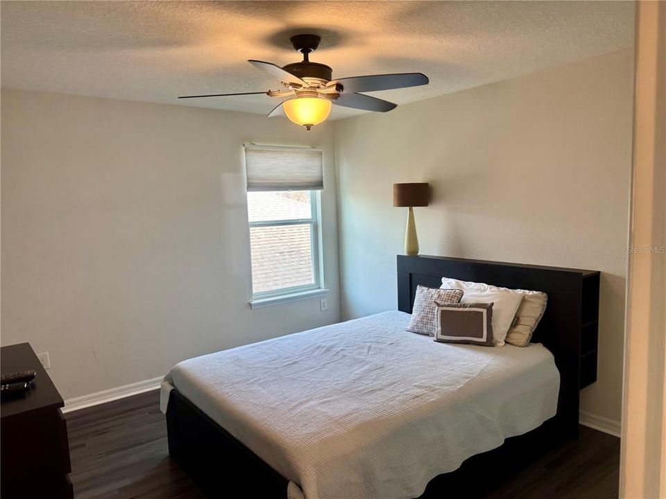 En Venta: $517,500 (5 camas, 2 baños, 3092 Pies cuadrados)