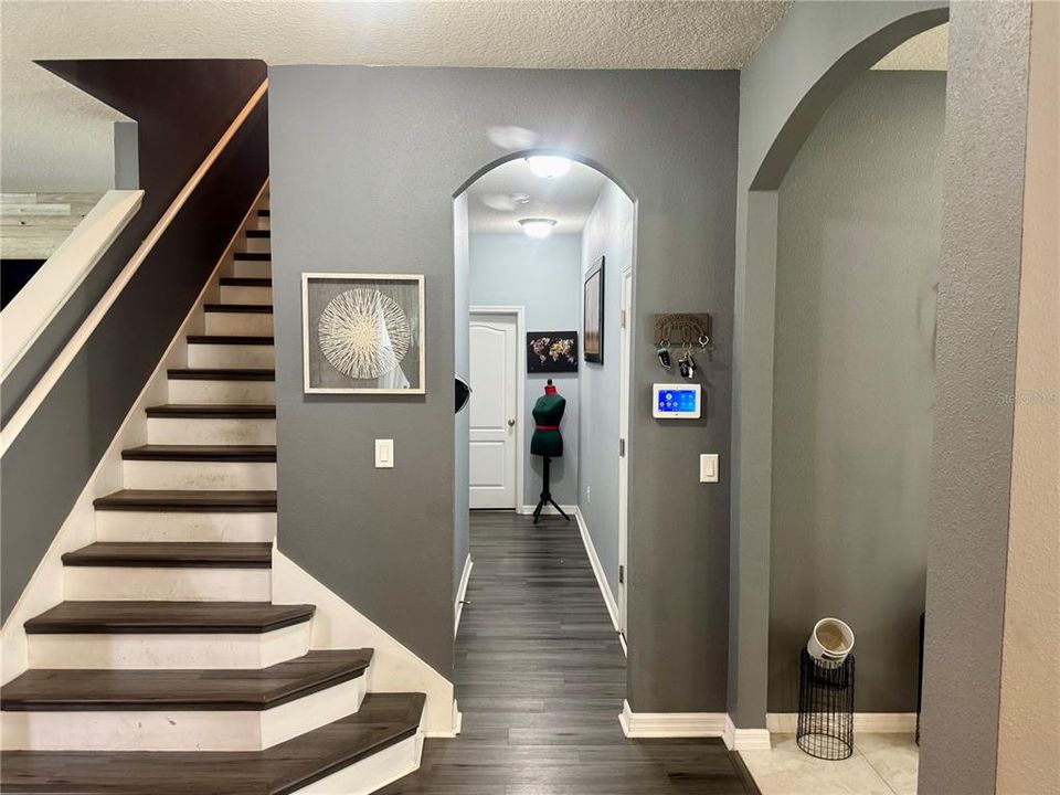 En Venta: $517,500 (5 camas, 2 baños, 3092 Pies cuadrados)