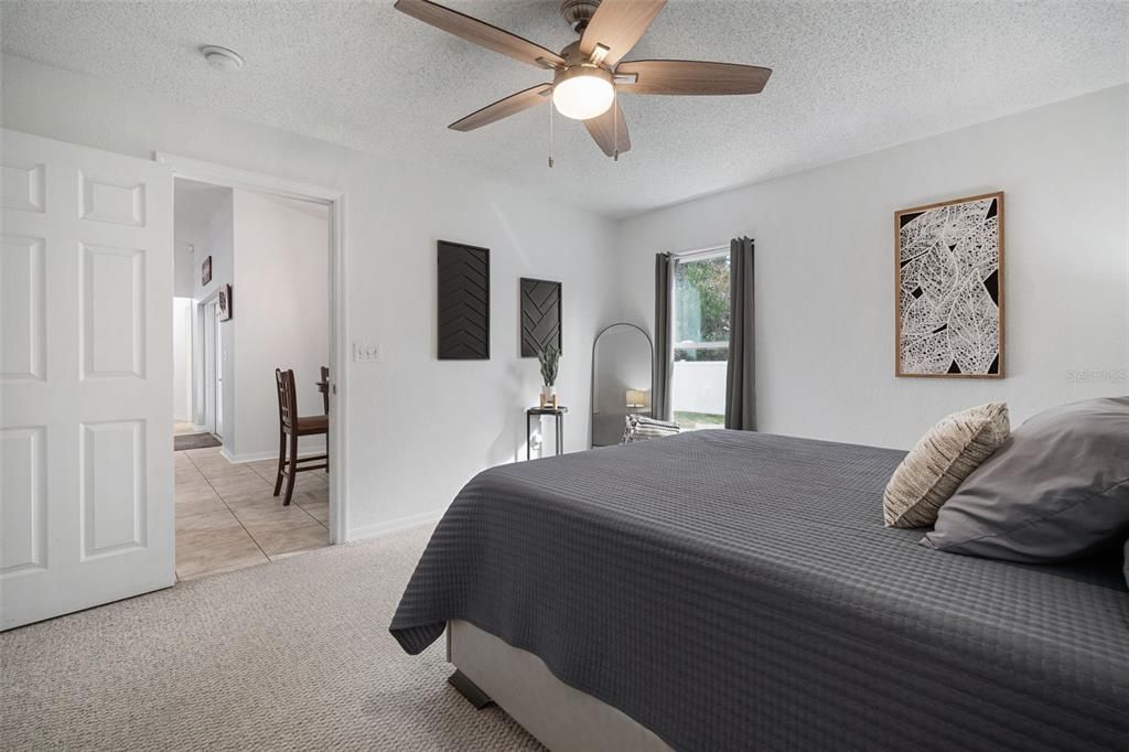 На продажу: $350,000 (3 спален, 2 ванн, 1838 Квадратных фут)