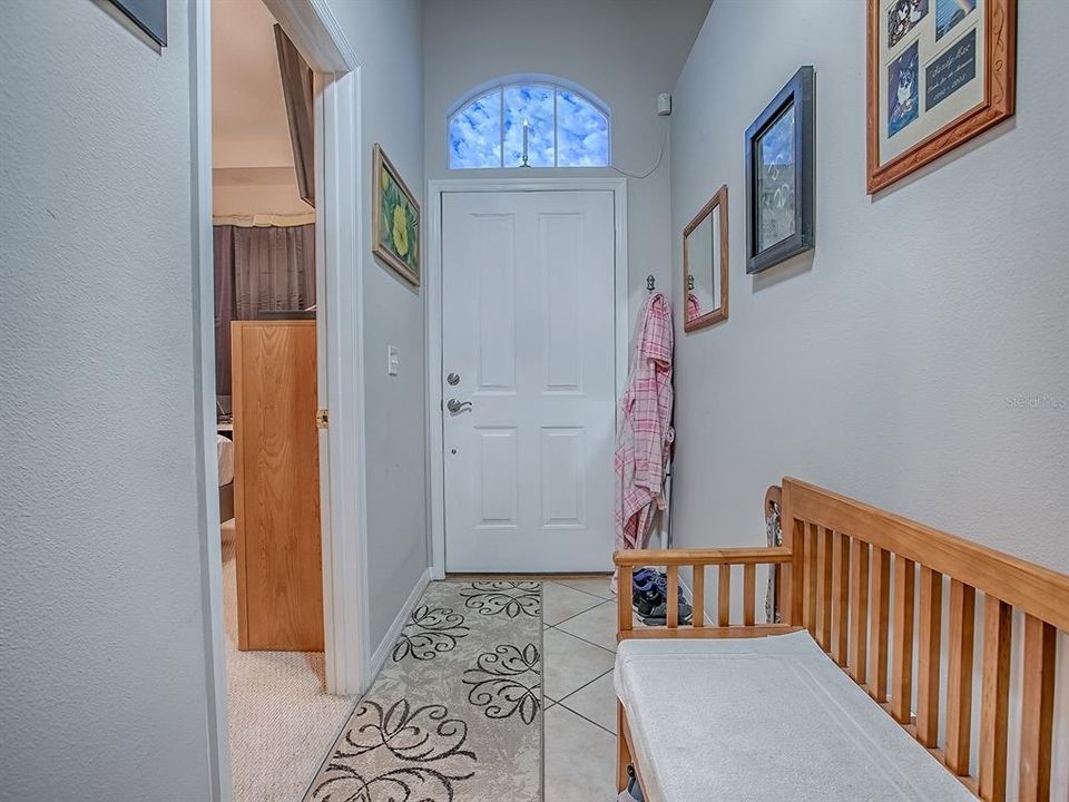 For Sale: $287,000 (2 beds, 2 baths, 1162 Square Feet)