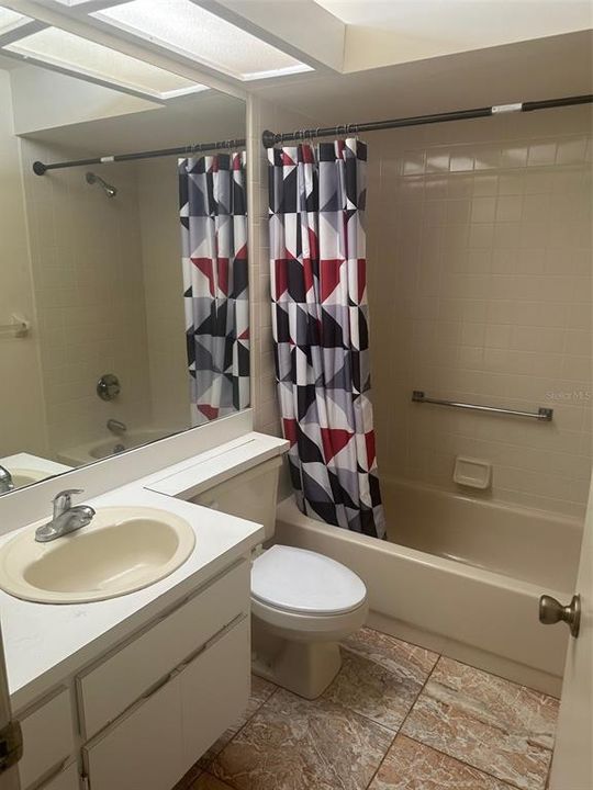 En Venta: $172,500 (2 camas, 2 baños, 1006 Pies cuadrados)