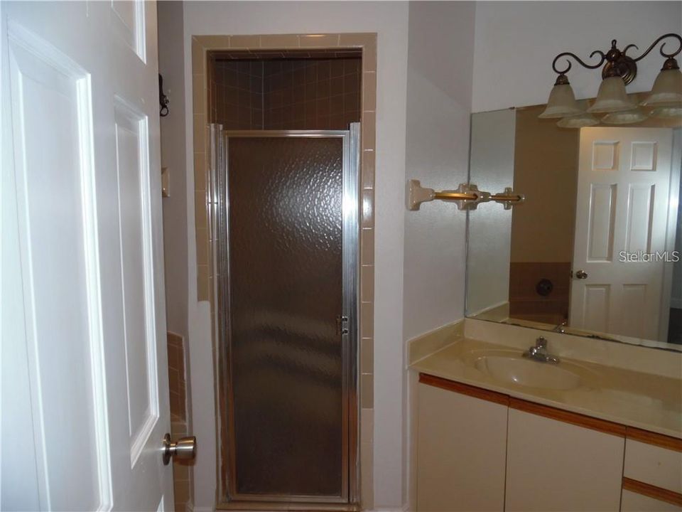 出租: $2,200 (3 贝兹, 2 浴室, 1567 平方英尺)