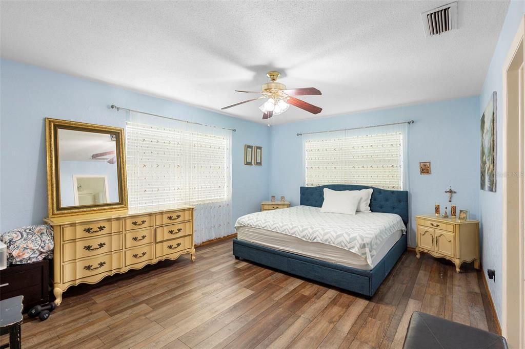 待售: $3,150,000 (0 贝兹, 0 浴室, 5435 平方英尺)