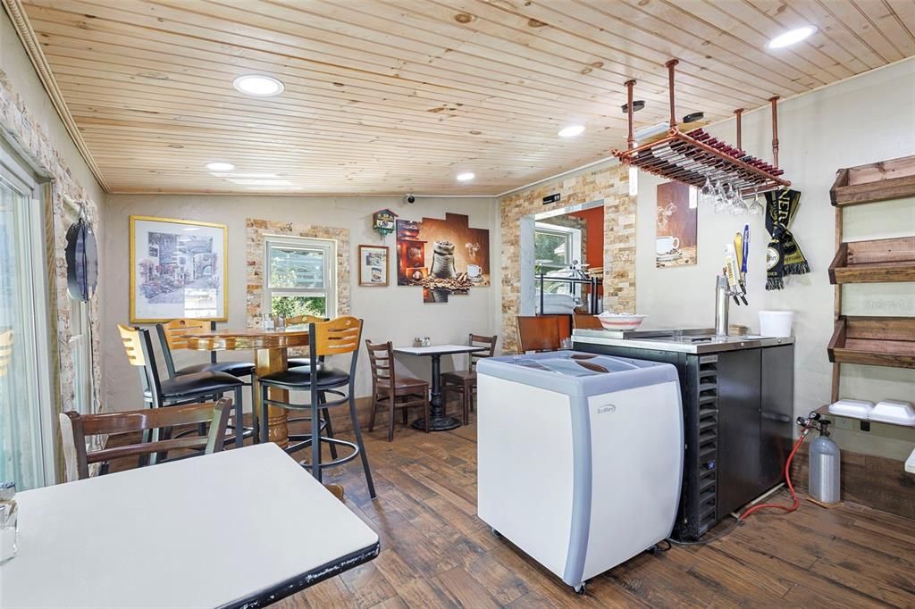 待售: $3,150,000 (0 贝兹, 0 浴室, 5435 平方英尺)