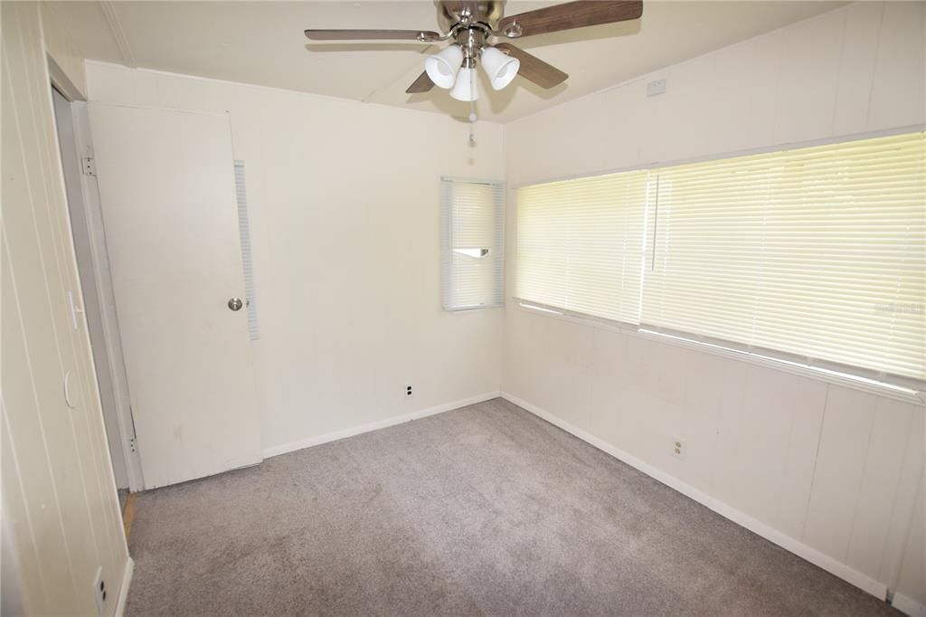 For Rent: $1,275 (2 beds, 2 baths, 720 Square Feet)