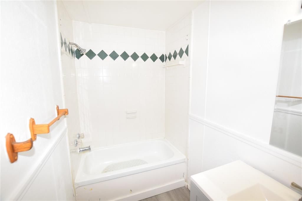 For Rent: $1,275 (2 beds, 2 baths, 720 Square Feet)