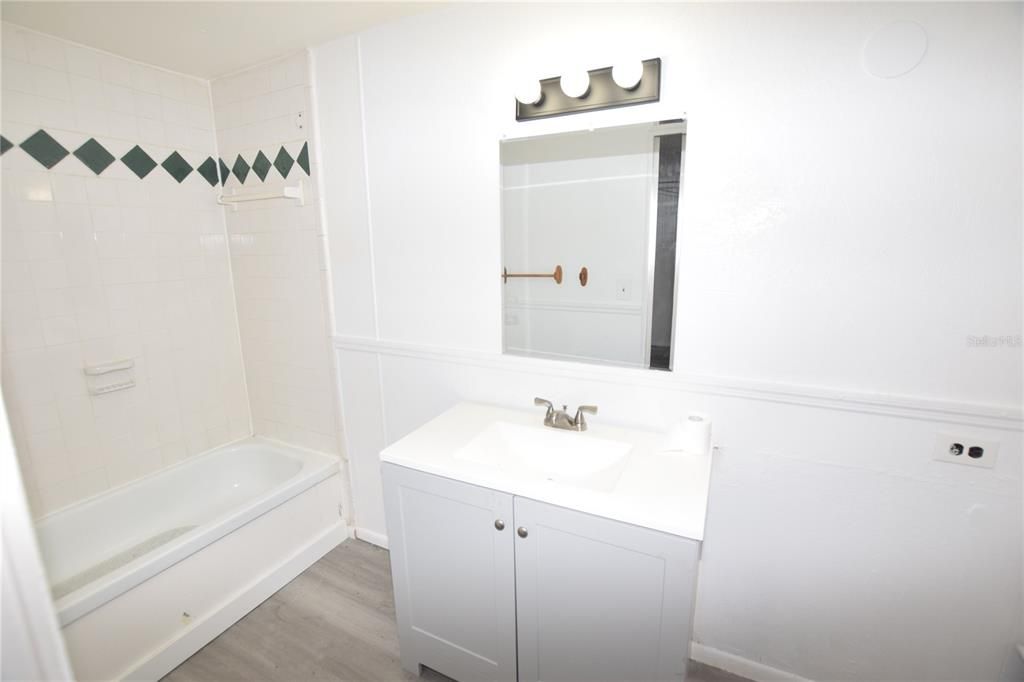For Rent: $1,275 (2 beds, 2 baths, 720 Square Feet)
