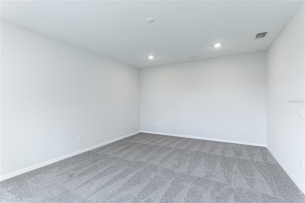 For Rent: $3,600 (4 beds, 3 baths, 2582 Square Feet)