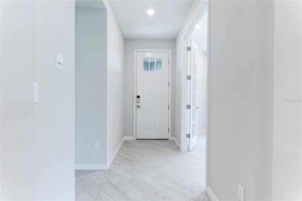 For Rent: $3,600 (4 beds, 3 baths, 2582 Square Feet)