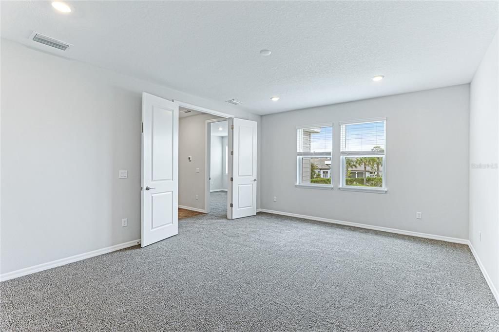 For Rent: $3,600 (4 beds, 3 baths, 2582 Square Feet)