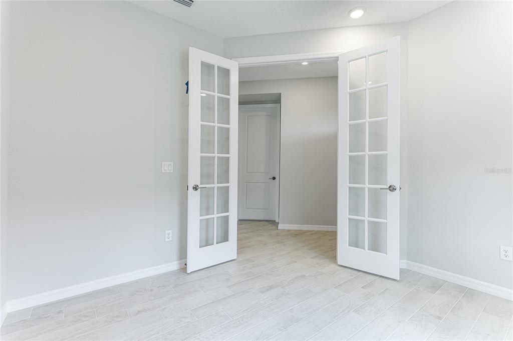 For Rent: $3,600 (4 beds, 3 baths, 2582 Square Feet)