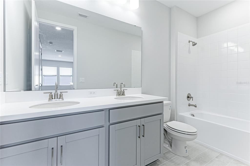 For Rent: $3,600 (4 beds, 3 baths, 2582 Square Feet)