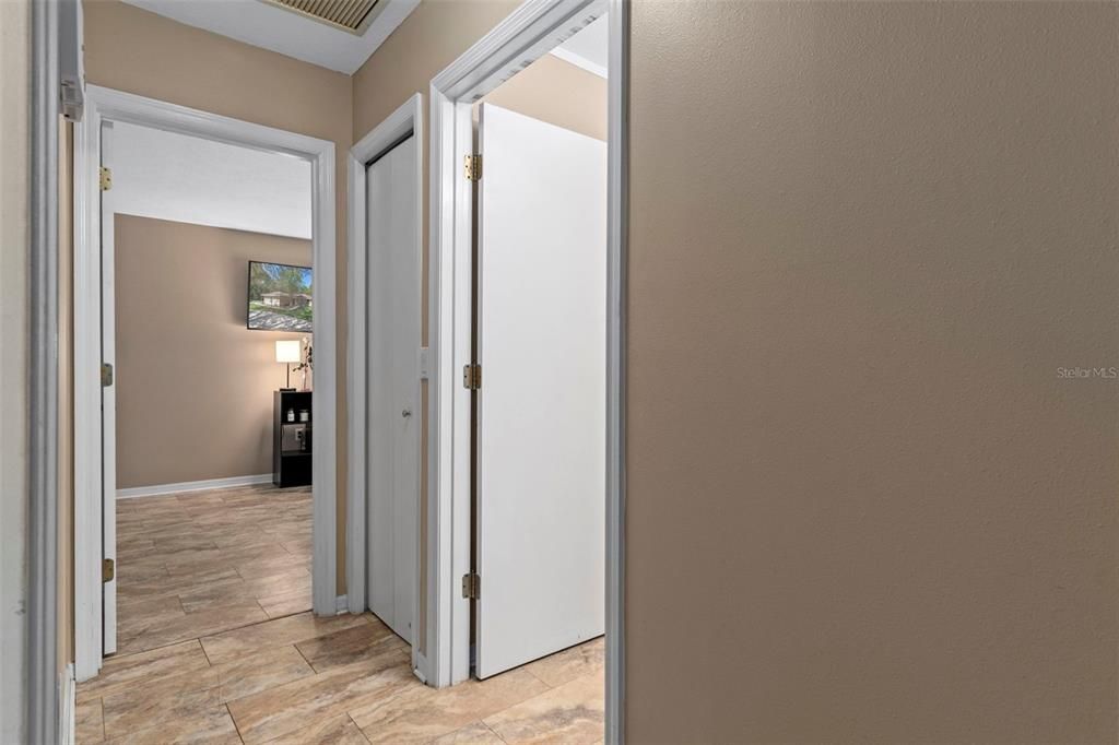 На продажу: $370,000 (3 спален, 2 ванн, 1502 Квадратных фут)